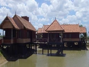 Velankanni Lake Resort Exterior photo